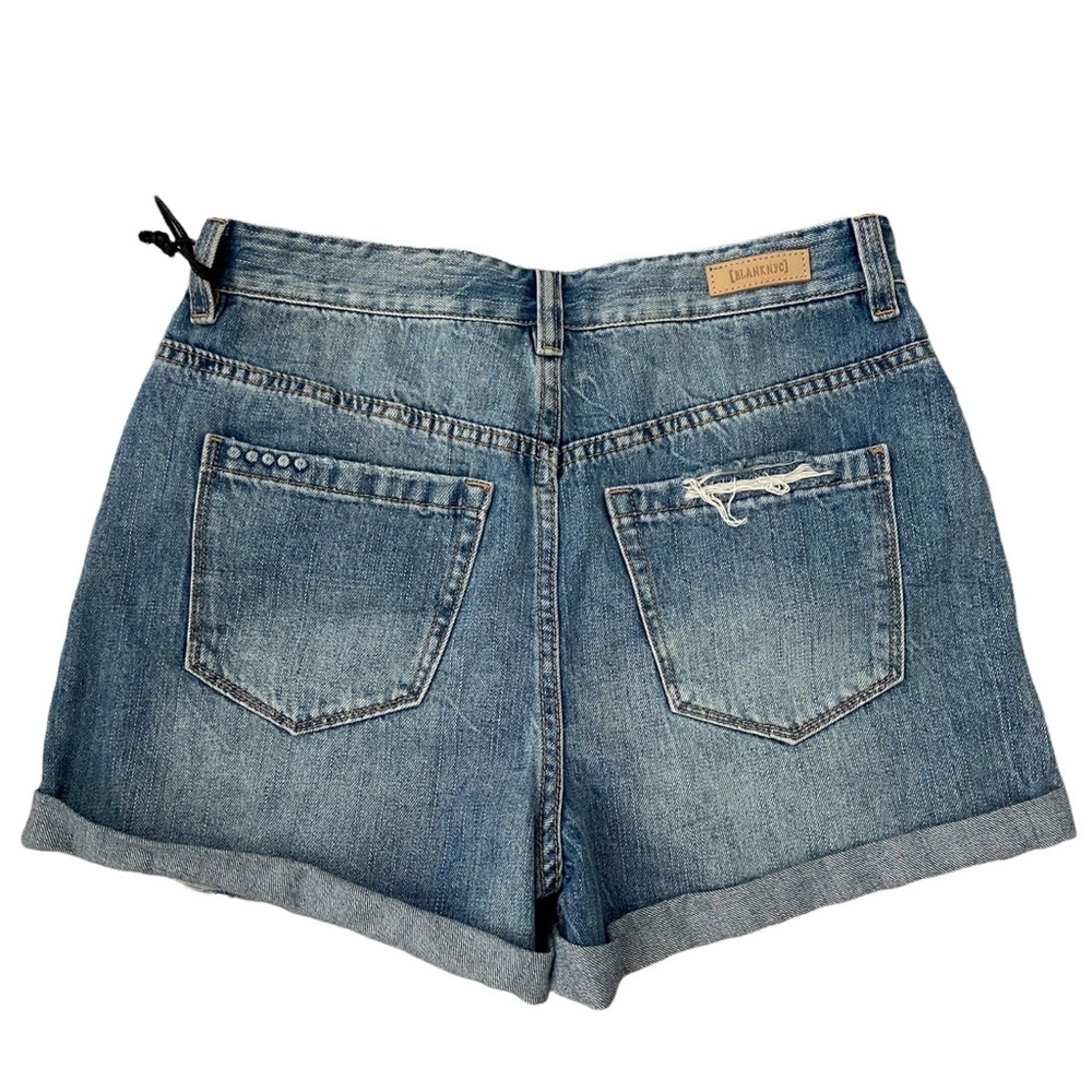 Blank NYC Loose Fit cuffed hems Distressed Denim Women's Shorts - Size 26 - Picture 3 of 8